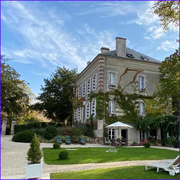 Manoir De La Croix Saint Louis
