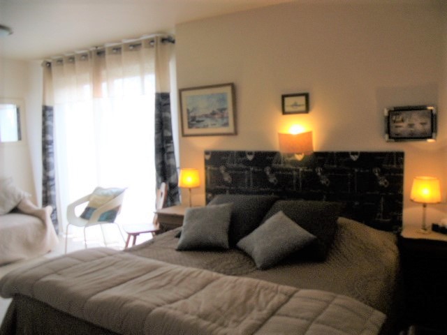 Au Petit Villeneuve — 3