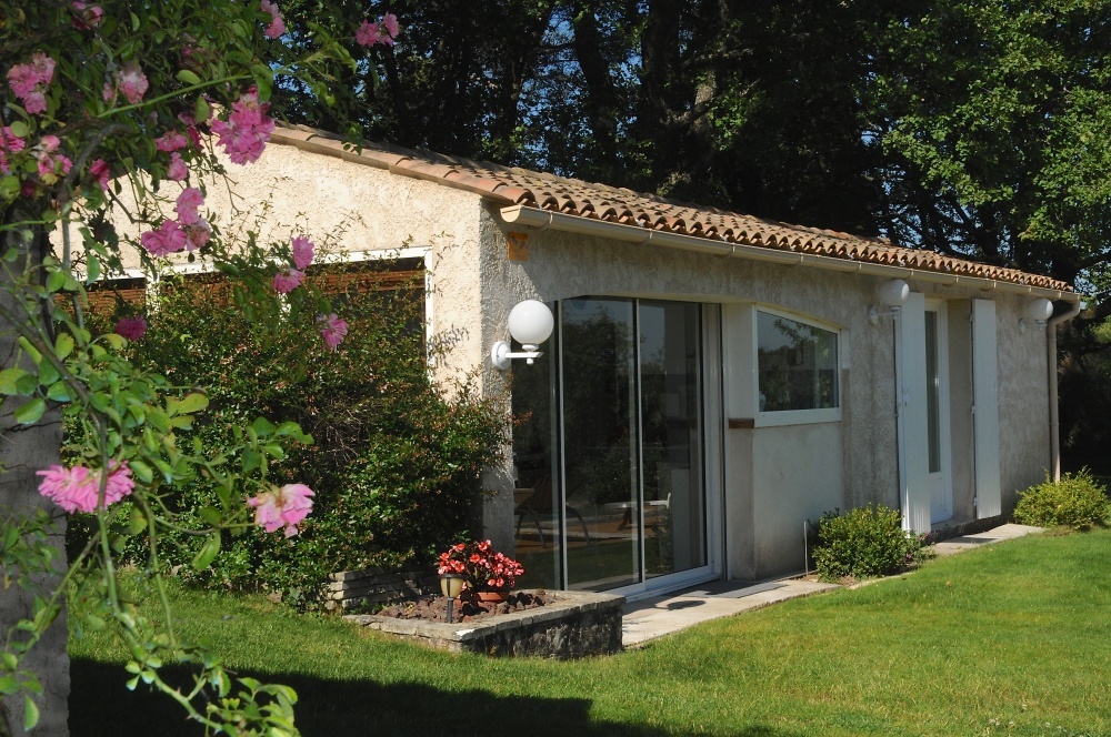 Un Lit En Provence — 5